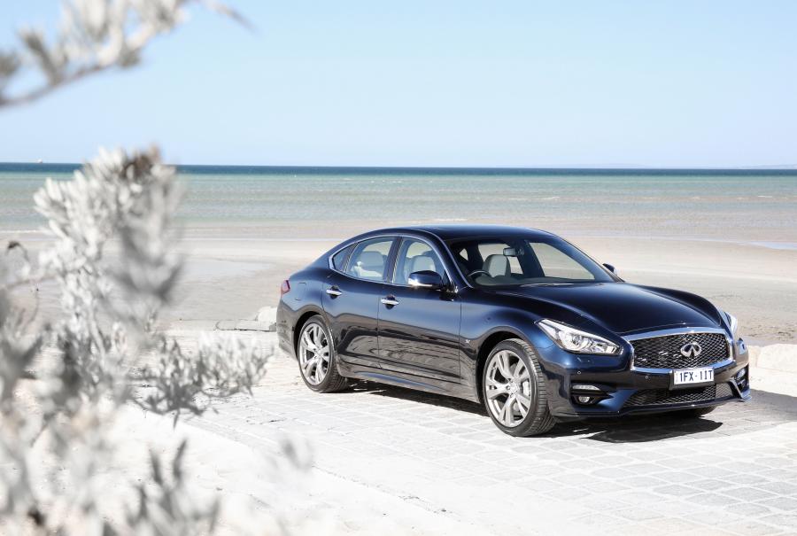  Infiniti Q70 S 2016 года  (AU) (фото 5 из 30)
